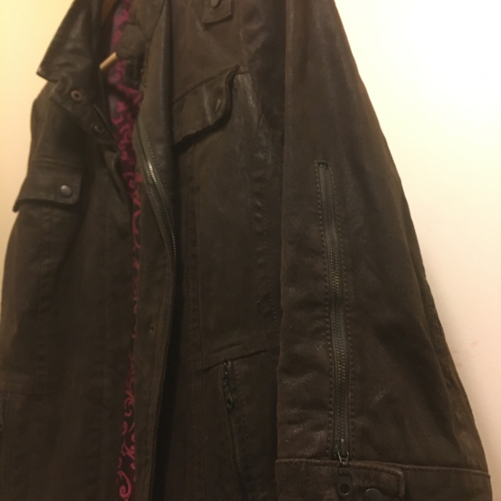 Beautiful fall jacket/blazer by Danier. - Picture 3 of 8